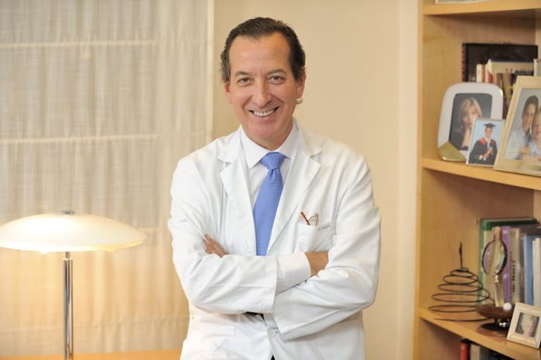 Dr. Pedro Arquero - Cirujano plástico